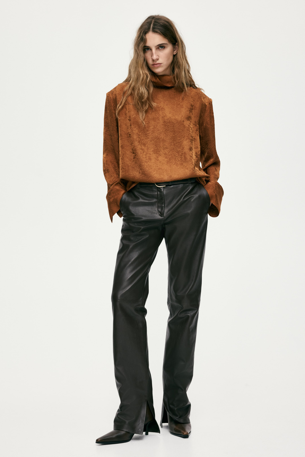 H&M Блузка с подкладкой на плечах, рыжевато-коричневый