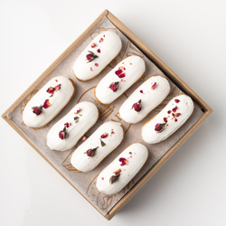 Набор Ванильных мини-эклеров 8 шт