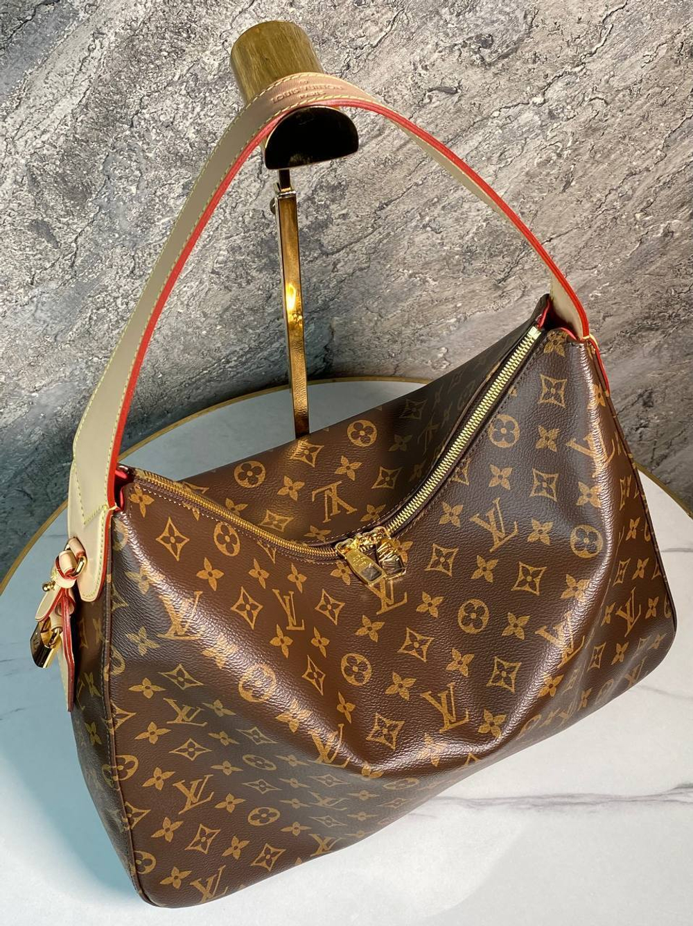Сумка Louis Vuitton