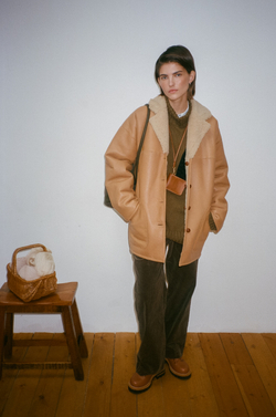 Двусторонняя дубленка Cozy Intelligent Camel