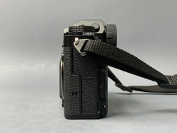 Fujifilm X-T5, 8900 кадров пробега.