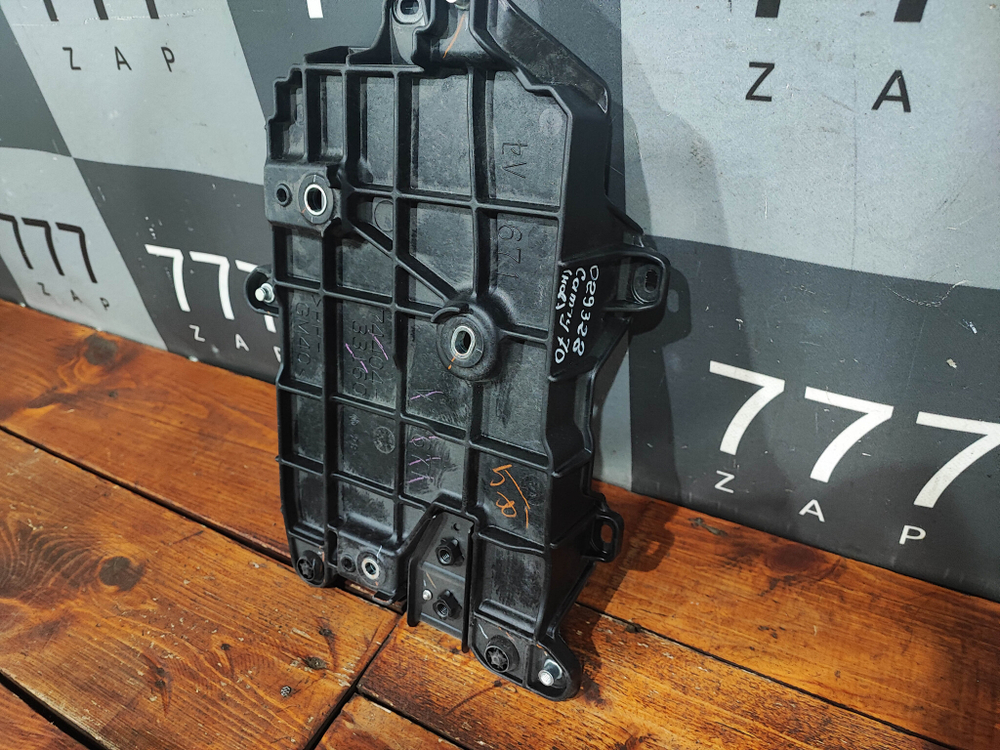 Площадка под АКБ Camry (XV70), RAV4 (XA50) Новая Оригинал 7440433160