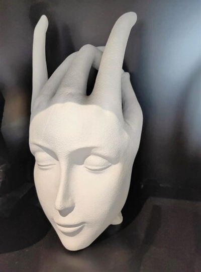 Фигурка Sophistication