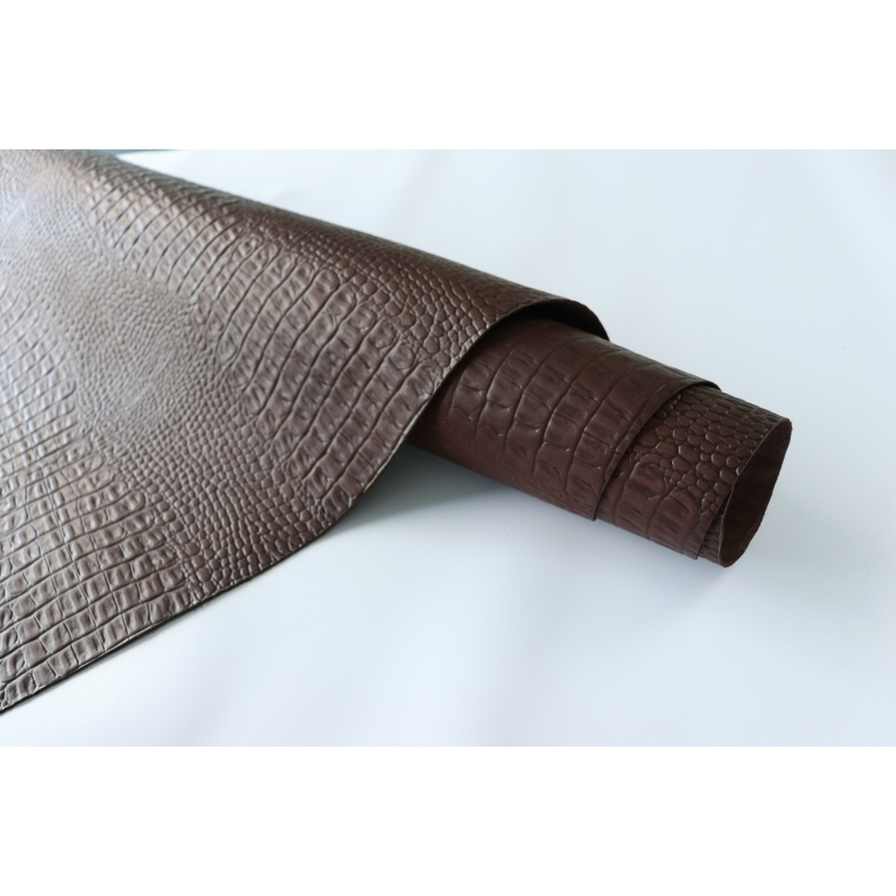 1,8-2,2 Юфть Махагон + Рептилия