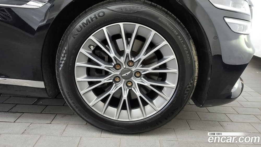 Genesis G80 (RG3) Бензин 2.5 Turbo AWD (05.2020)