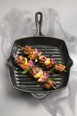 Le Creuset Чугунная сковорода-гриль 26 см, черная