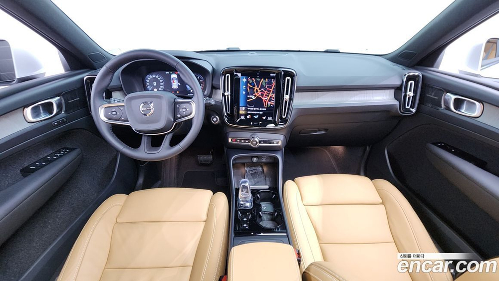 Volvo XC40 B4 Inscription (11.2021)