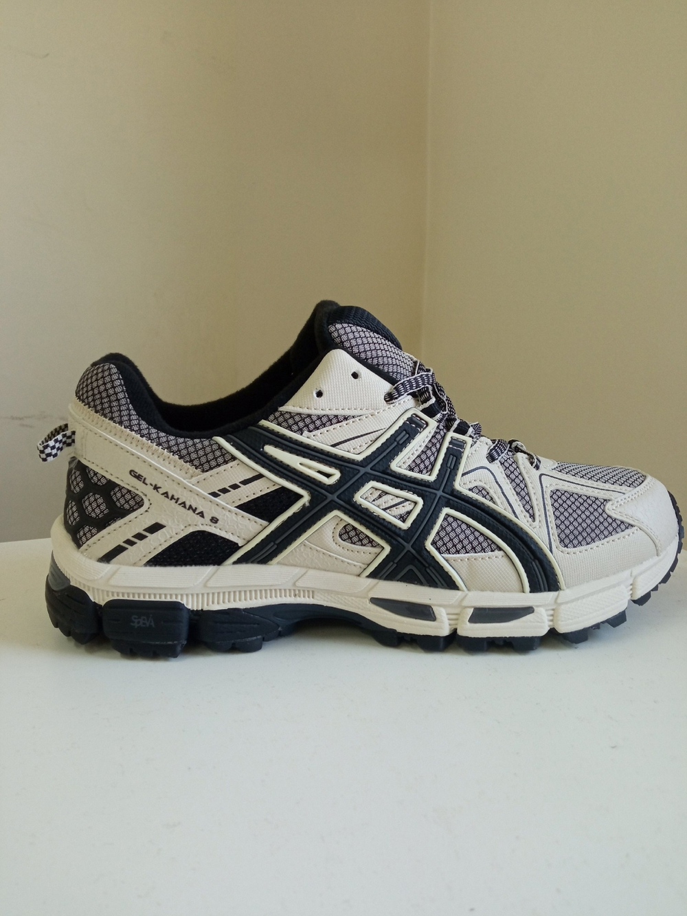Кроссовки зимние Asics Gel-Kahana 8