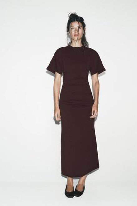 ZARA ДЛИННОЕ ПЛАТЬЕ СО СБОРКАМИ, КОРИЧНЕВЫЙ