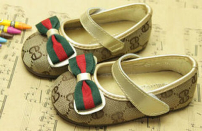 Туфли детские из текстиля с ремешком и бантом с полоску