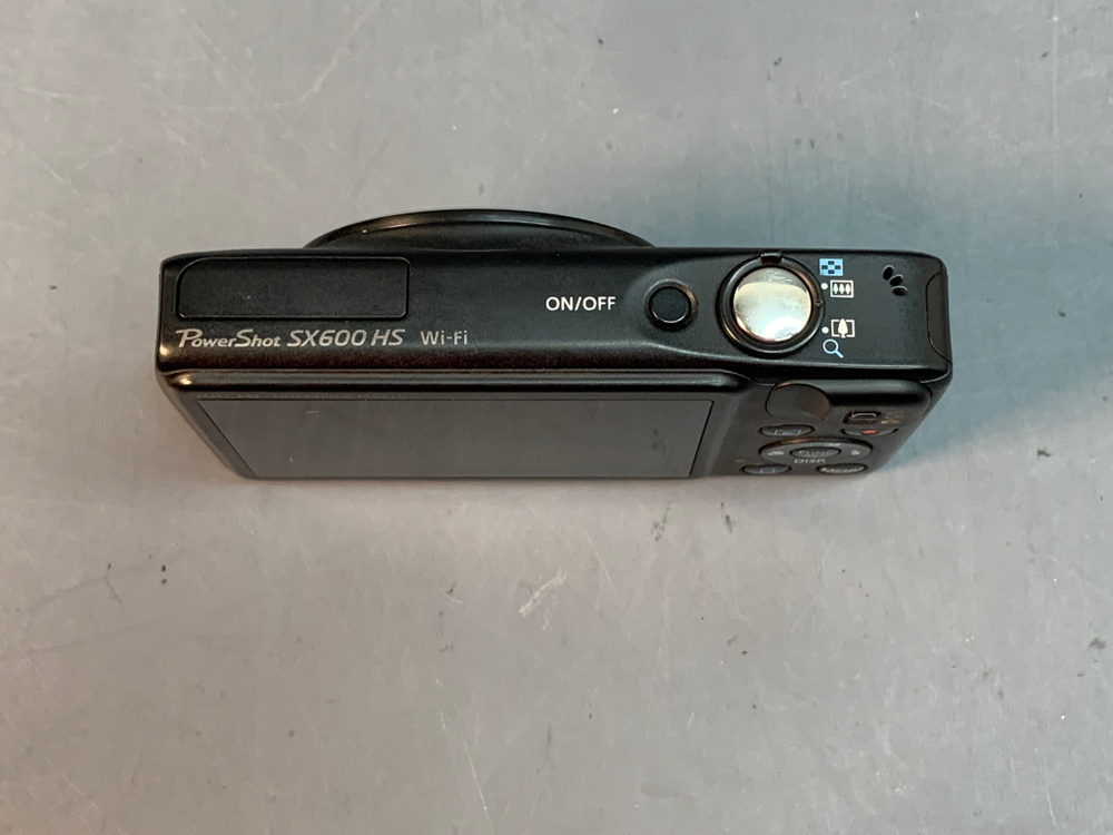 Canon PowerShot SX600 HS