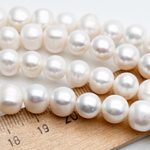 Жемчуг, размер около 8,5-9,5 мм, цена за 11 шт (1/4 нити)