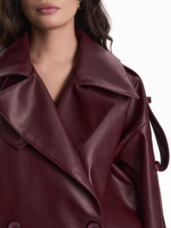 Косуха экокожа в бордовом цвете