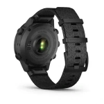 Премиальные смарт-часы Garmin MARQ Commander Carbon