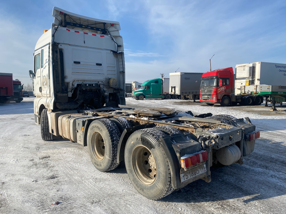 SITRAK C7H 6x4 Седельный тягач ZZ4256V364HE (Дизельный, 12,4 л, 480 л.с., АТ)