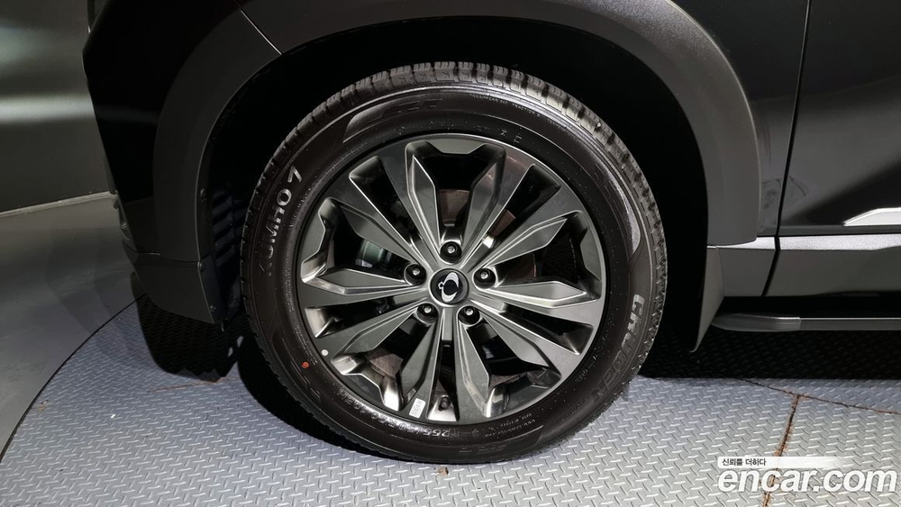 KG Mobility (Ssangyong) Rexton New 아레나 Дизель 2.2 4WD (04.2024)