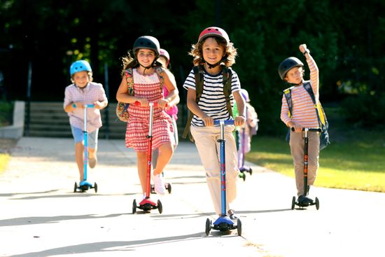 Самокат Maxi Micro Deluxe LED Blue