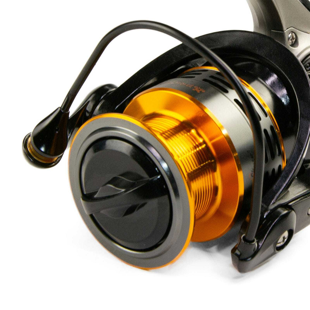 Безынерционная катушка Stinger Priority NS 2000 (6+1BB, мет. шпуля)