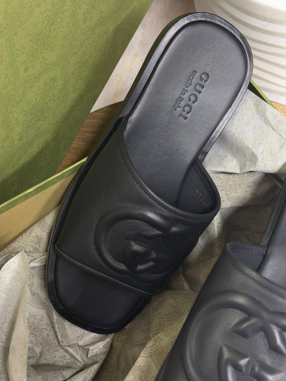 Шлепанцы Gucci