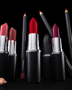MAC Cosmetics MACximal Silky Matte Lipstick - Матовая помада оттенок Chili, 3 g
