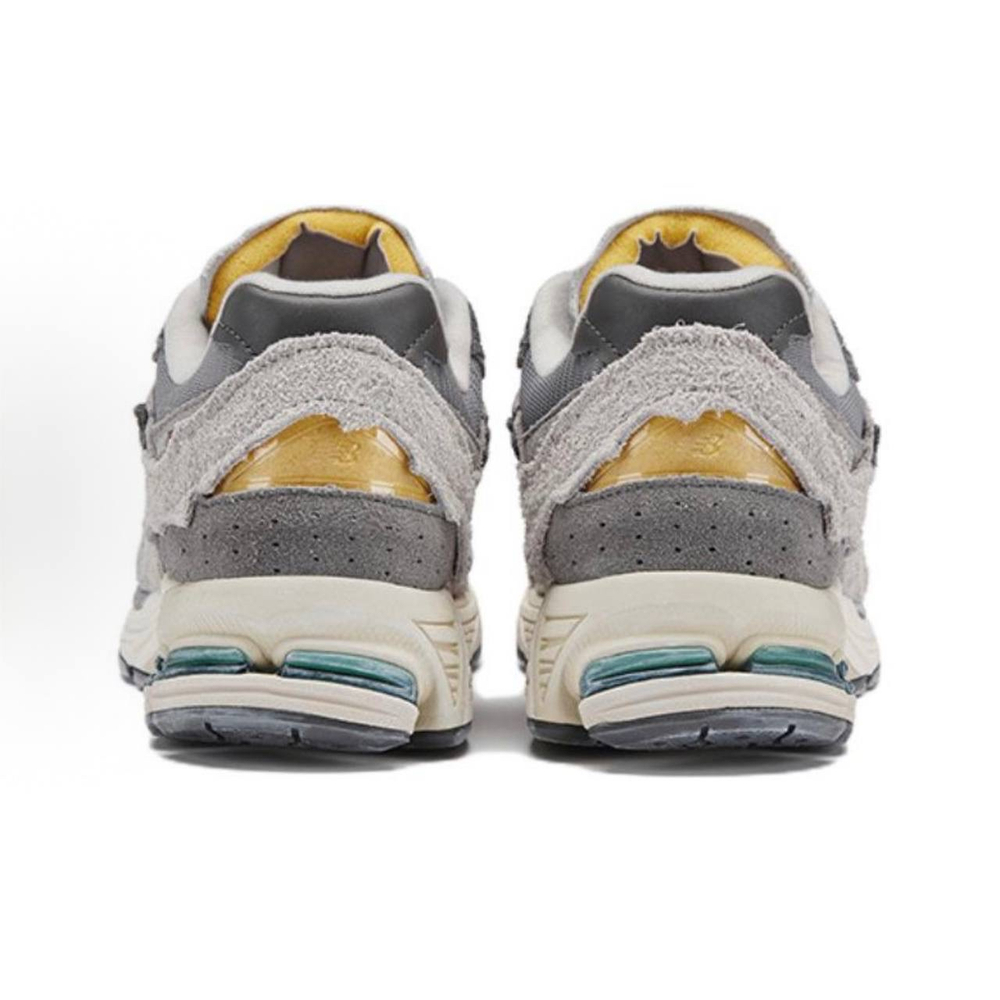 New Balance 2002R Protection Pack