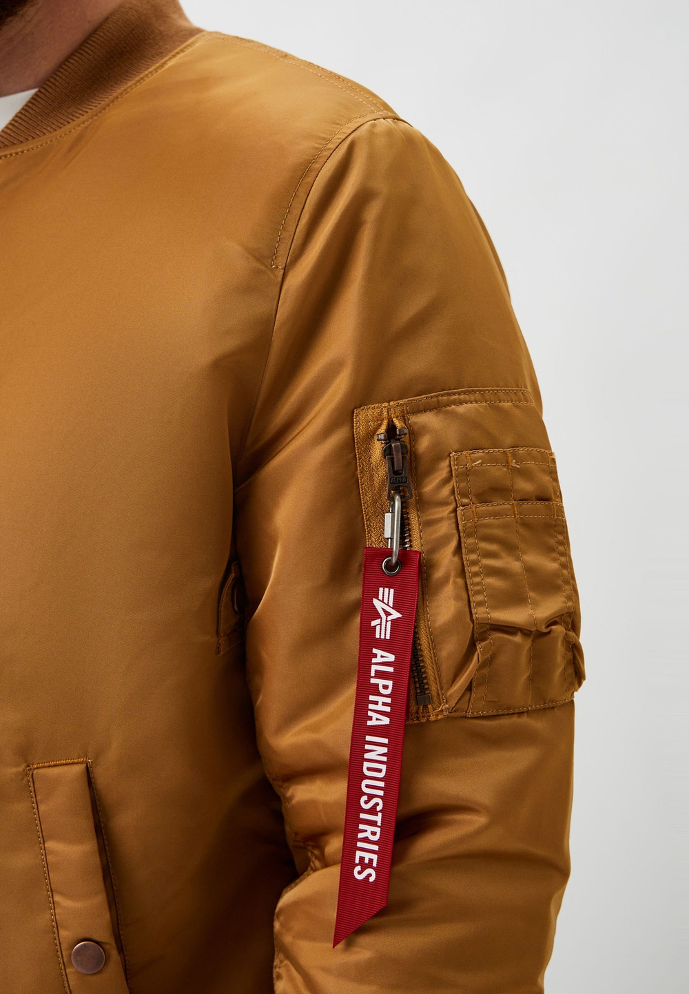 Куртка утепленная мужская ALPHA INDUSTRIES MA-1 MOD FLIGHT JACKET