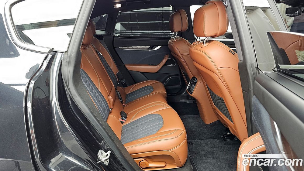 Maserati Levante 3.0 AWD GranLusso (10.2019)