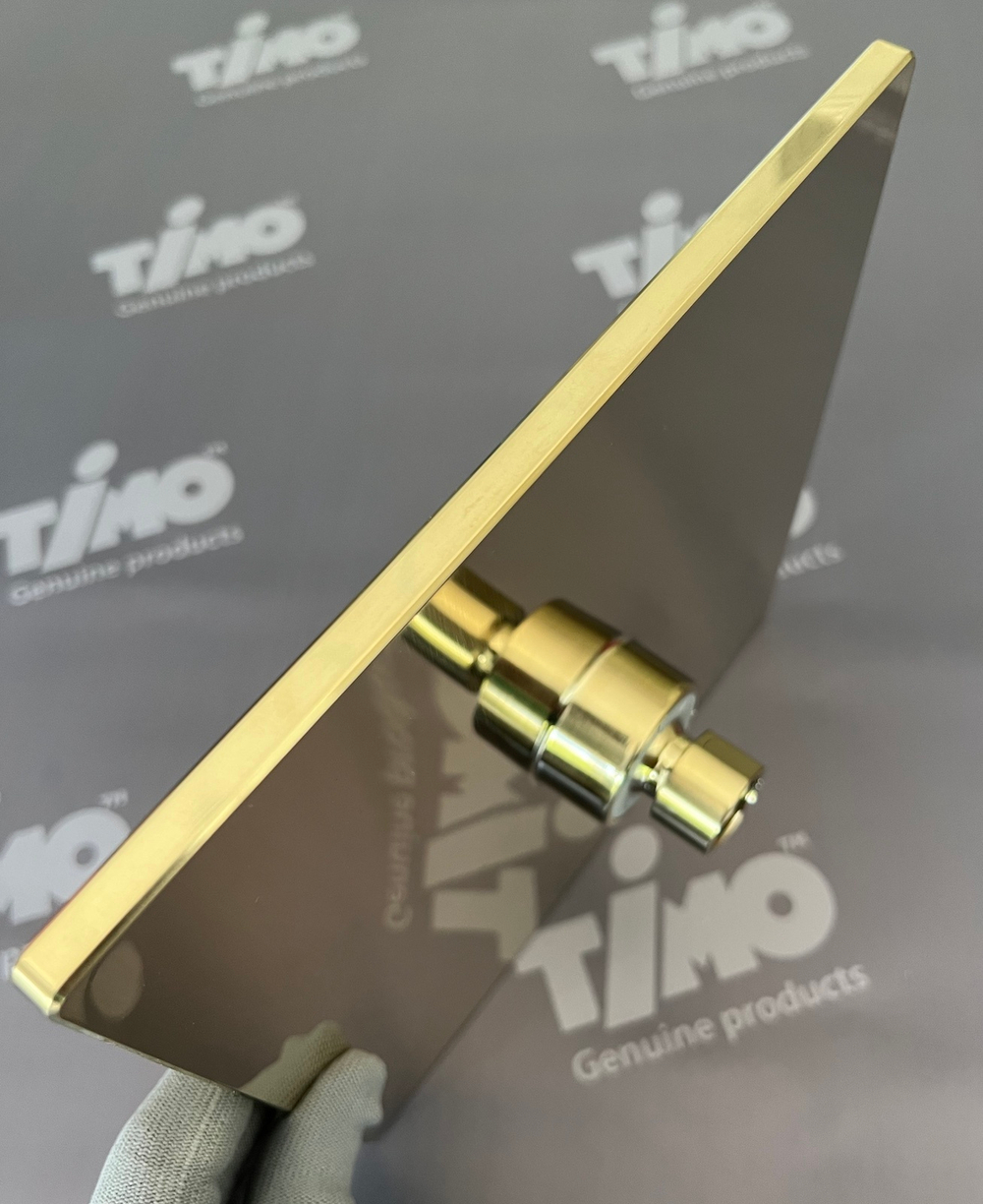 Душевая система встроенная с термостатом Timo Petruma SX-5049/17SM золото матовое