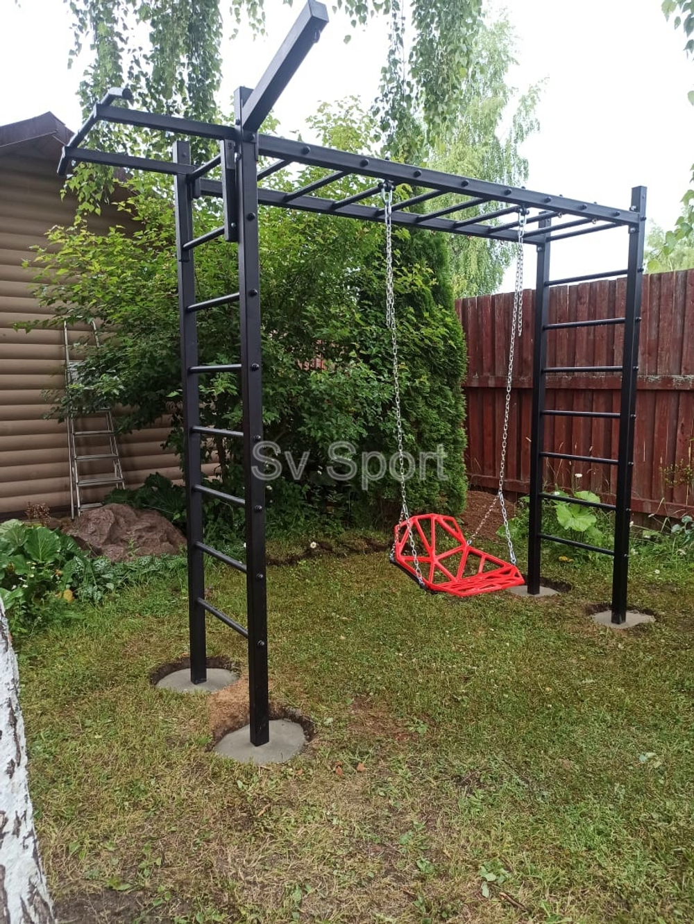 Монтаж уличной шведской стенки Sv Sport Рукоход (4 вертикальных столба)