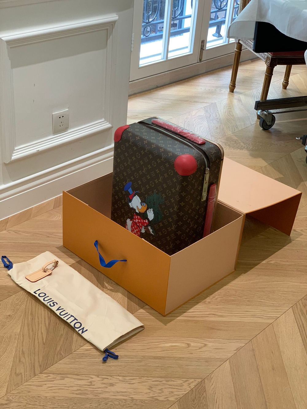 Louis Vuitton Horizon 55