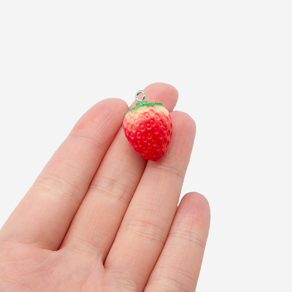 Подвеска "Клубничка", 24,5*16,5мм, акрил