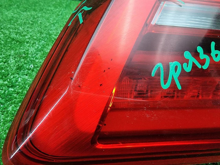 Фонарь правый внутренний BMW 5er G30 (2017-2020)