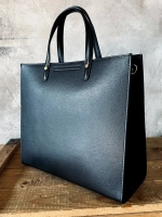 Женская черная форматная сумка из натуральной кожи "Сафьяно"