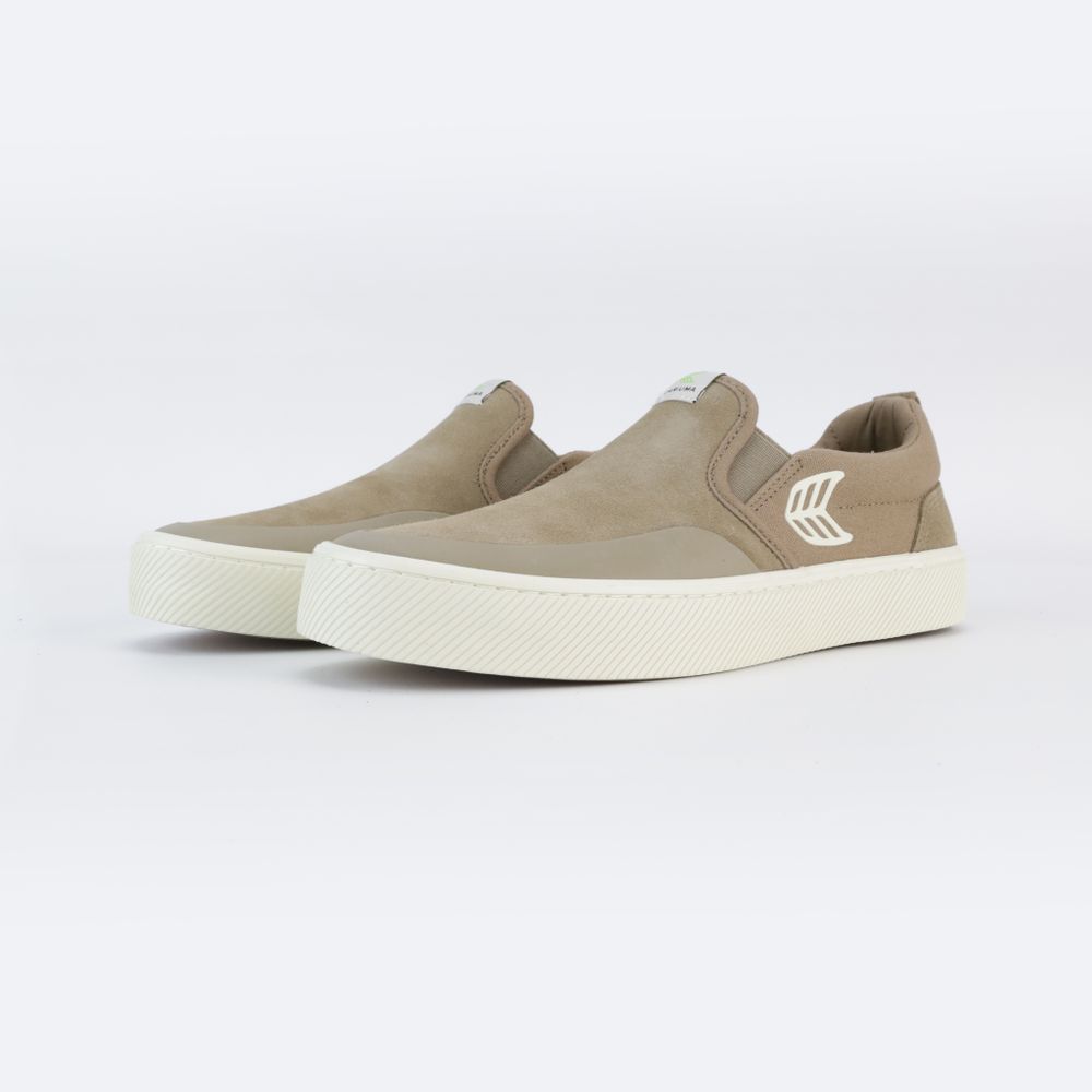 Cariuma Slip On Skate Pro (burnt sand)