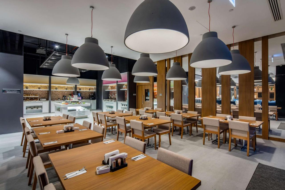 Мебель для кафе и ресторанов — изготовление под проект и формат заведения