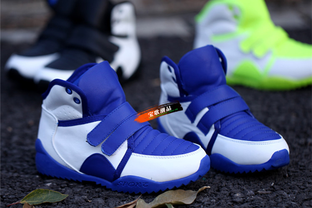 Кроссовки детские на липучках с контрастными вставками