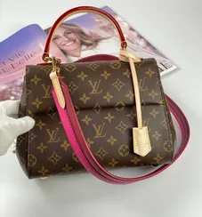 Сумка Louis Vuitton Cluny BB коричневый