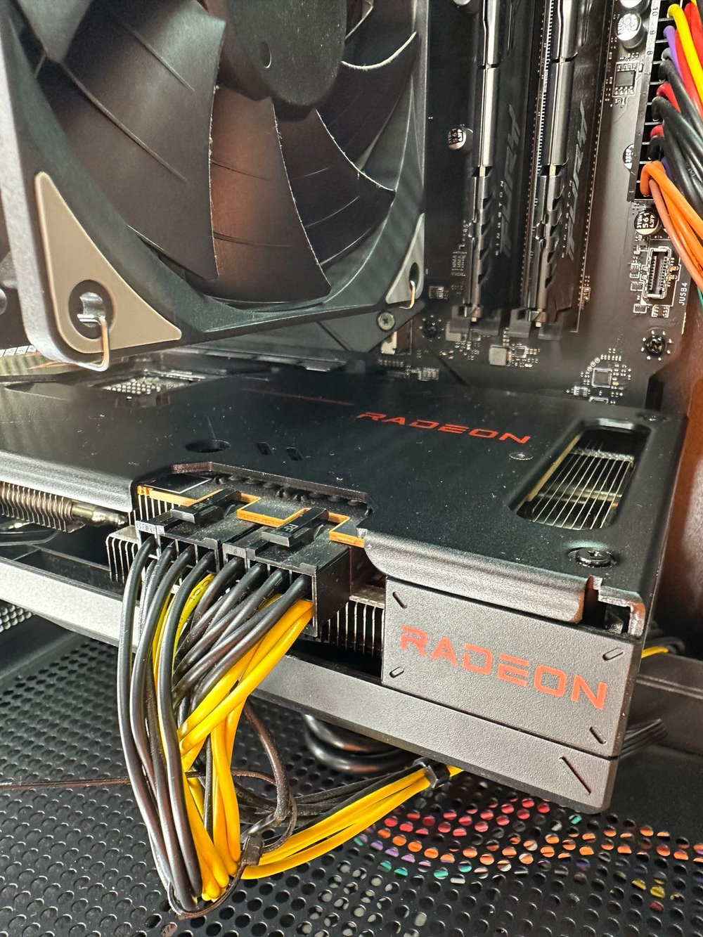 Игровой системный блок Ryzen 7 3700x Radeon RX 7600 xt 16 gb