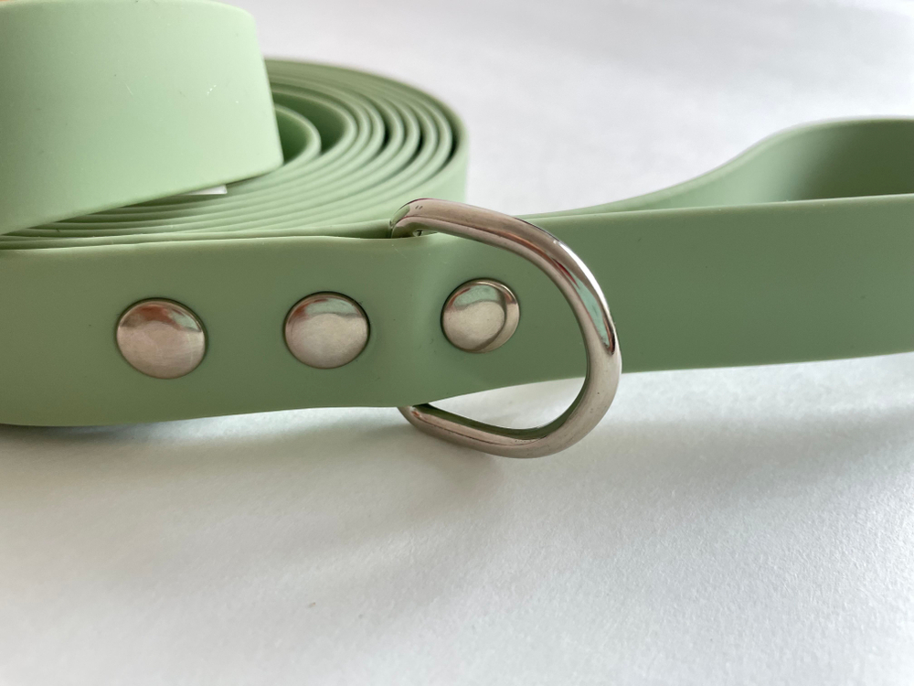 Поводок для собак усиленный с авиационным карабином из Биотана , 25 мм, 10 м , Оливковый