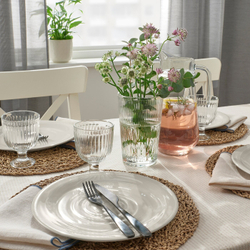 IKEA SANDSKÄDDA  (ИКЕА САНДСКÄДДА)  -  Тарелка, светло-серо-бежевый, 26 см