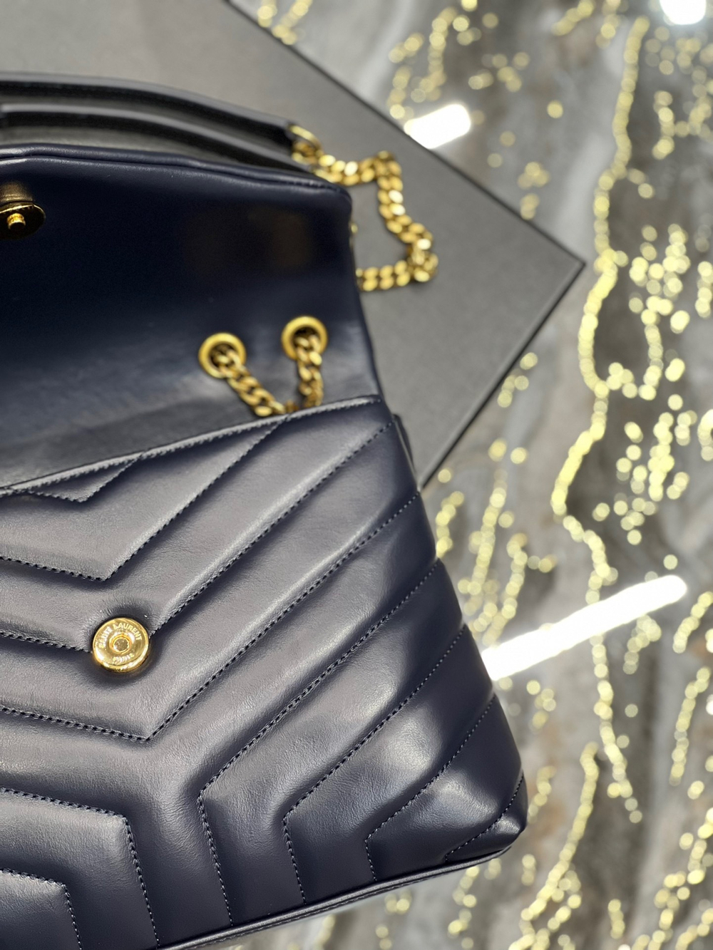Saint Laurent Loulou 25 cm
