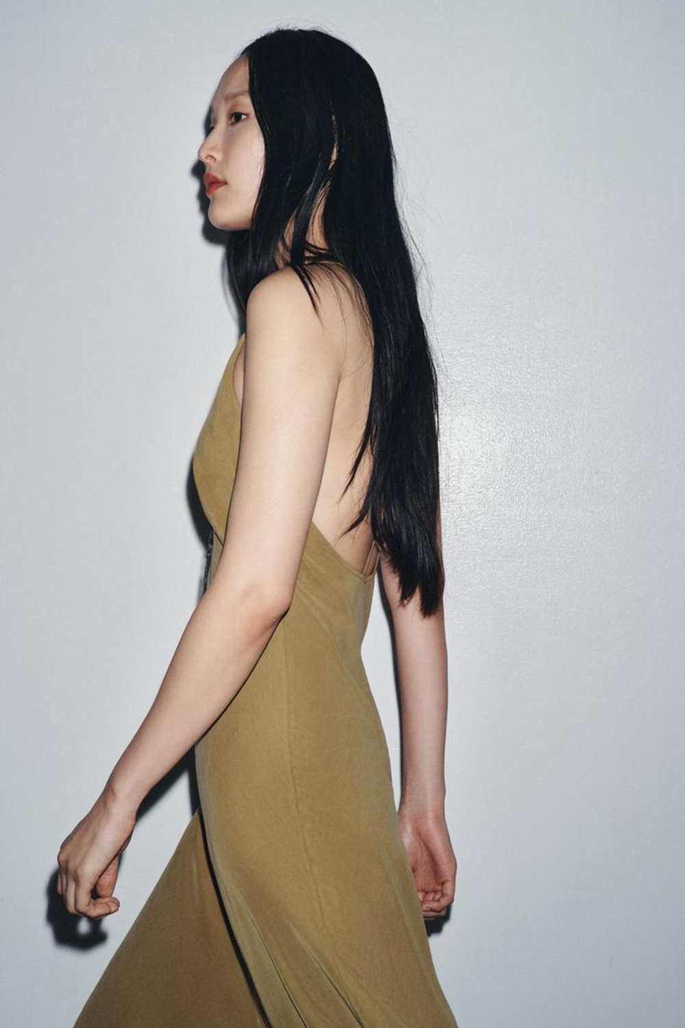 ZARA ПЛАТЬЕ-КОМБИНАЦИЯ — ZW COLLECTION, ХАКИ