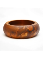 Глубокая тарелка из цельной древесины