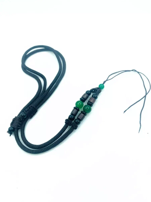 Бусы с подвесным шнурком