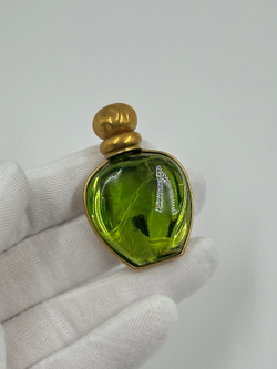 Брошь в виде флакона духов Tendre Poison Christian Dior