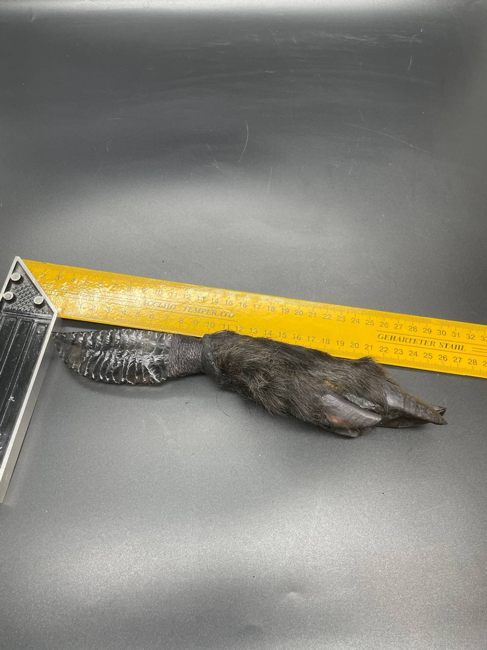 Обсидиановый нож с рукоятью копыта вепря 26 см