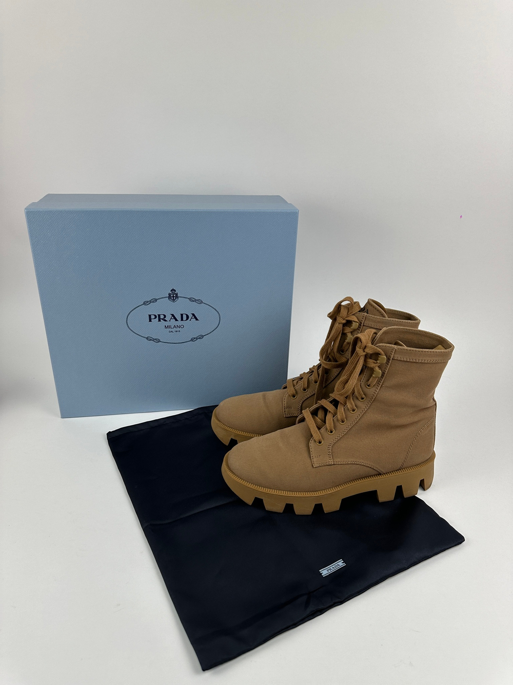 Ботинки Prada