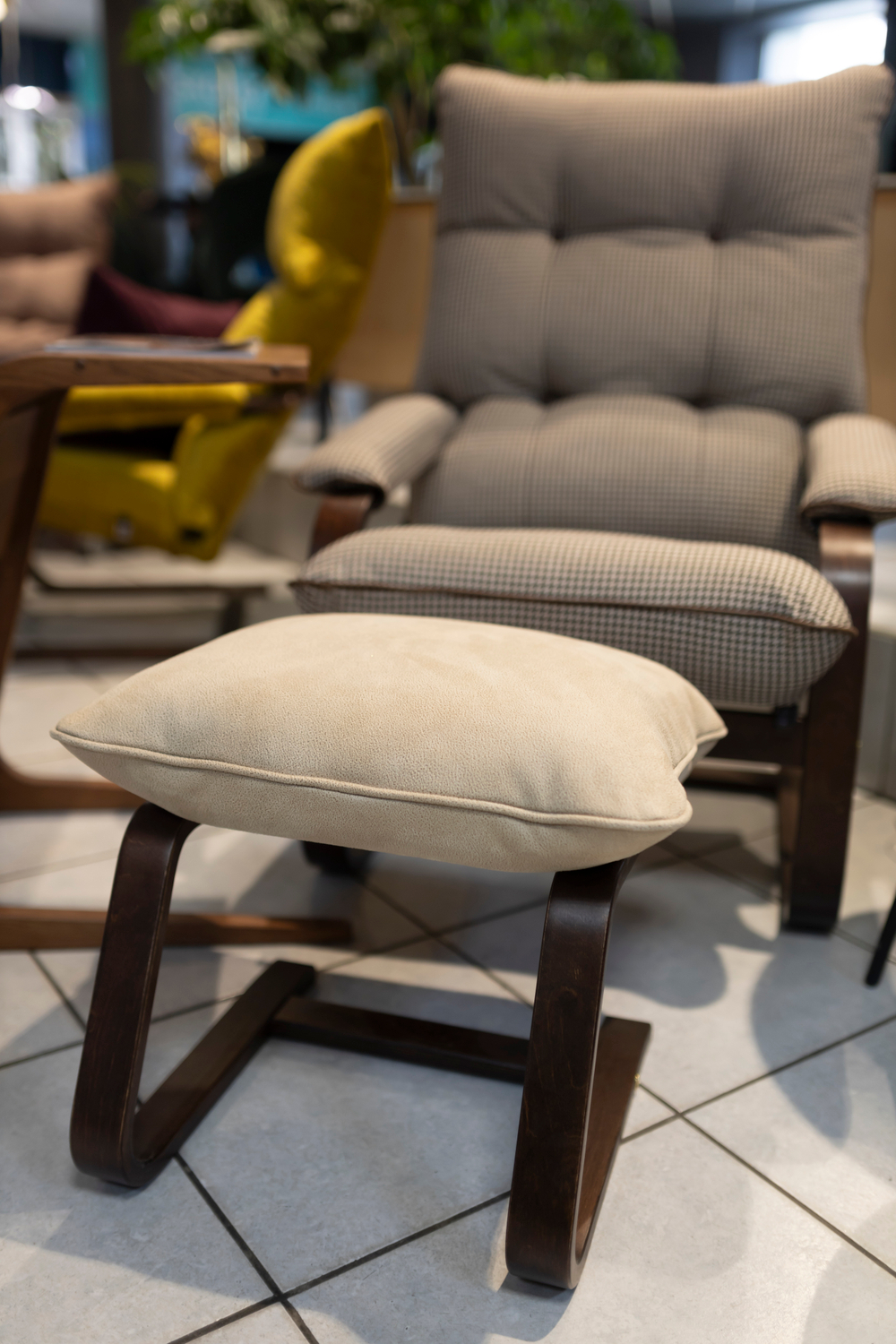 "PNEVMO", Vektor SOFA LEATHER №20, Основание - Орех