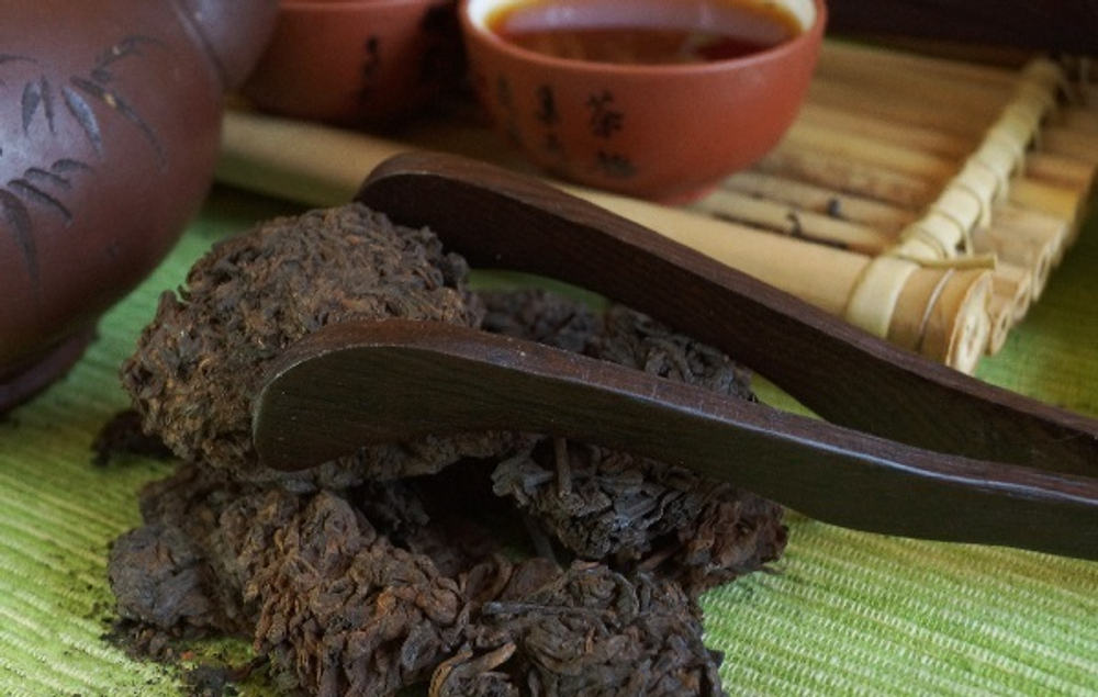 Пу-Эр Старые чайные головы [Провинция Юньнань; Menghai Li Ming Tea Factory (Lao Cha Tou Pu Er) 7 лет РЧК 500г