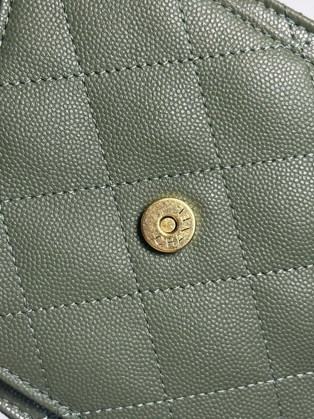 Chanel 25 Small Handbag 30 cm
